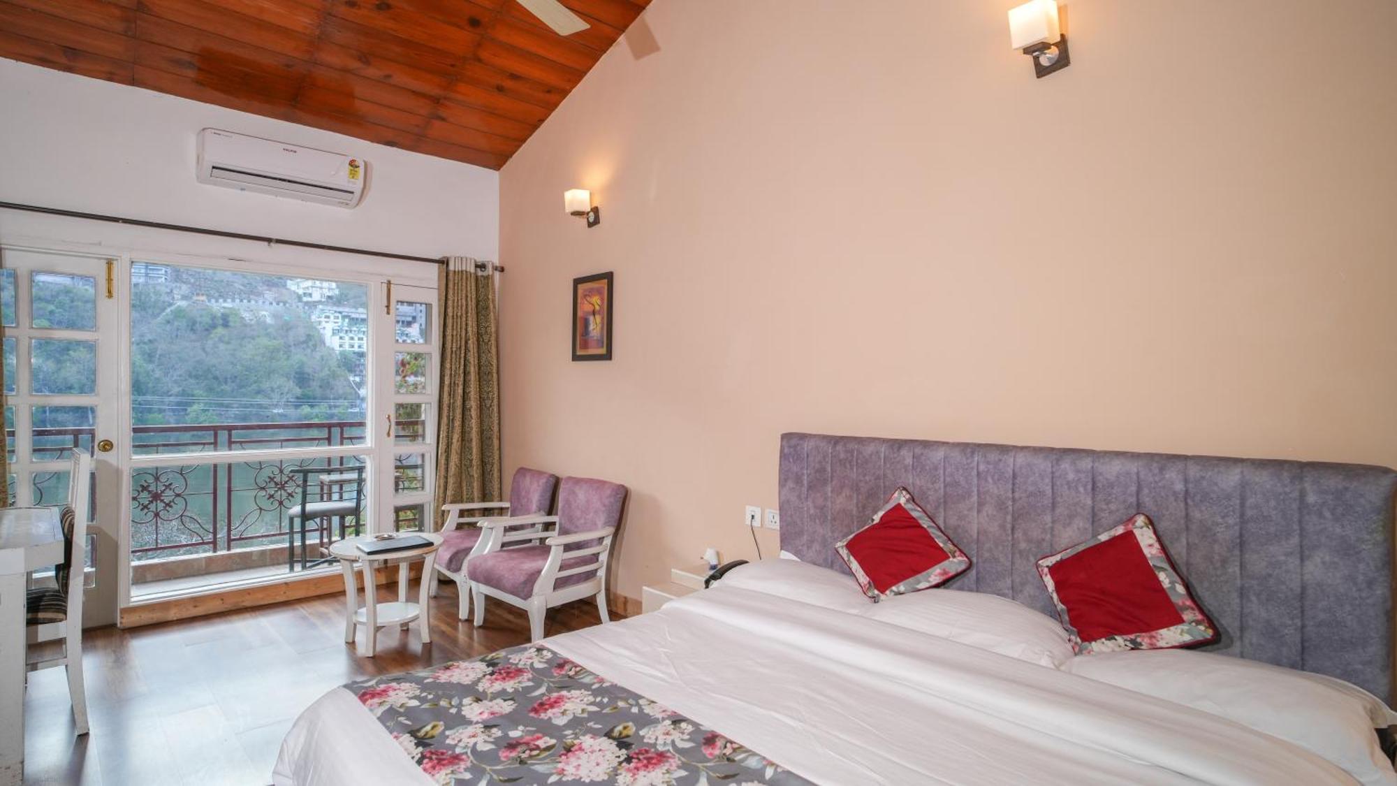 Bhīm Tāl Neelesh Inn- A Luxury Lake View Hotel- 20 Kms From Nainital מראה חיצוני תמונה