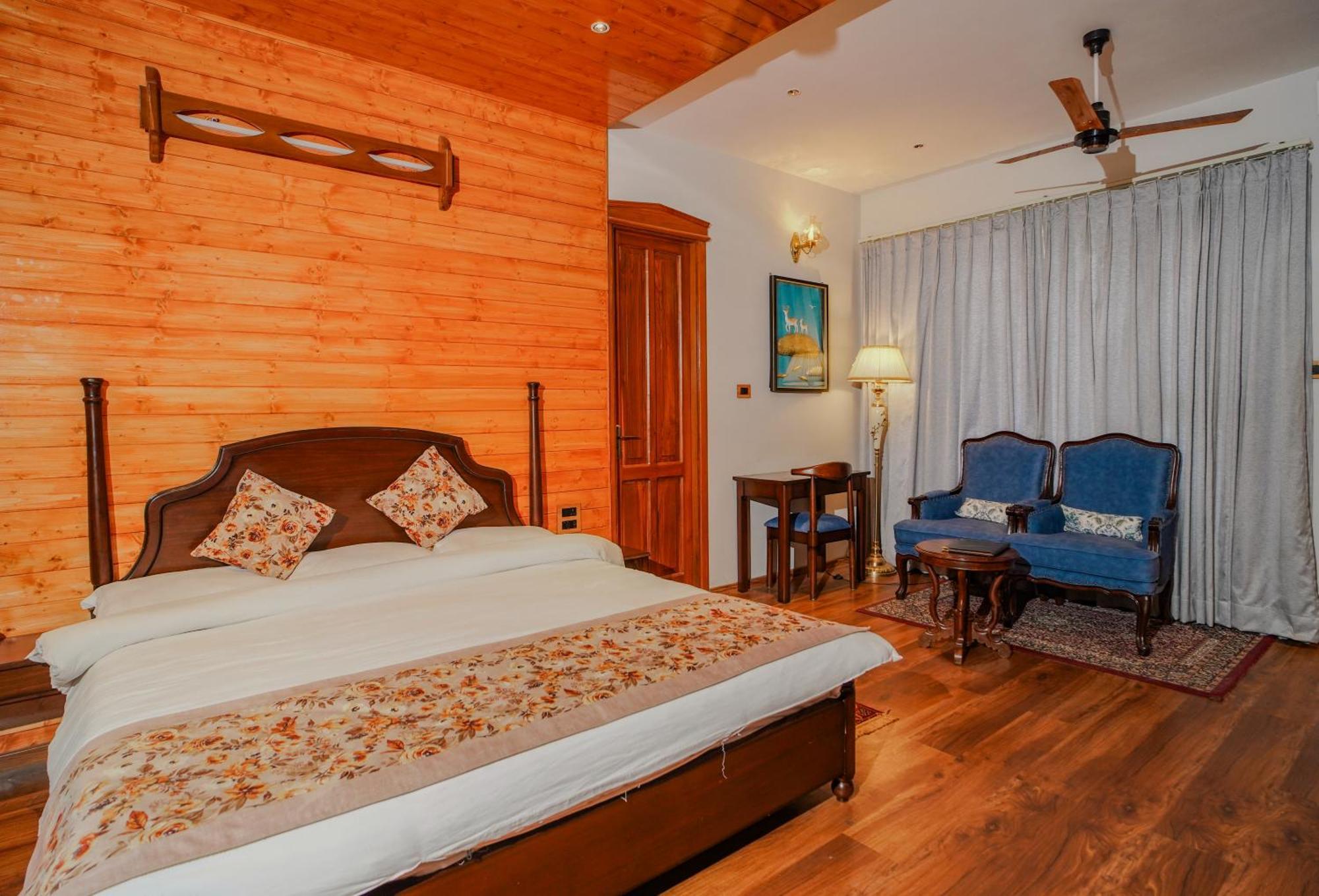 Bhīm Tāl Neelesh Inn- A Luxury Lake View Hotel- 20 Kms From Nainital מראה חיצוני תמונה